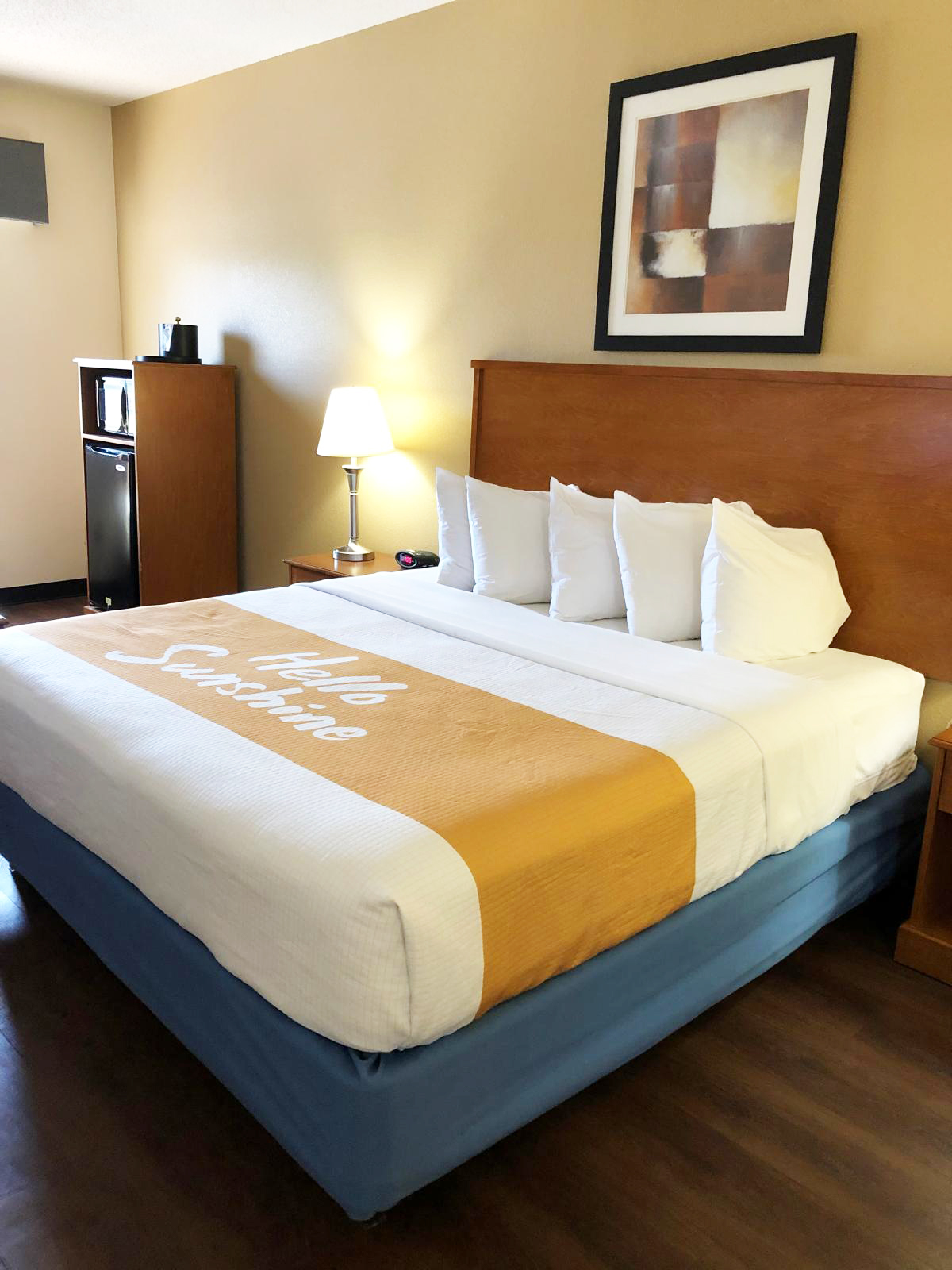 Days Inn by Wyndham Phenix City Near Fort Moore